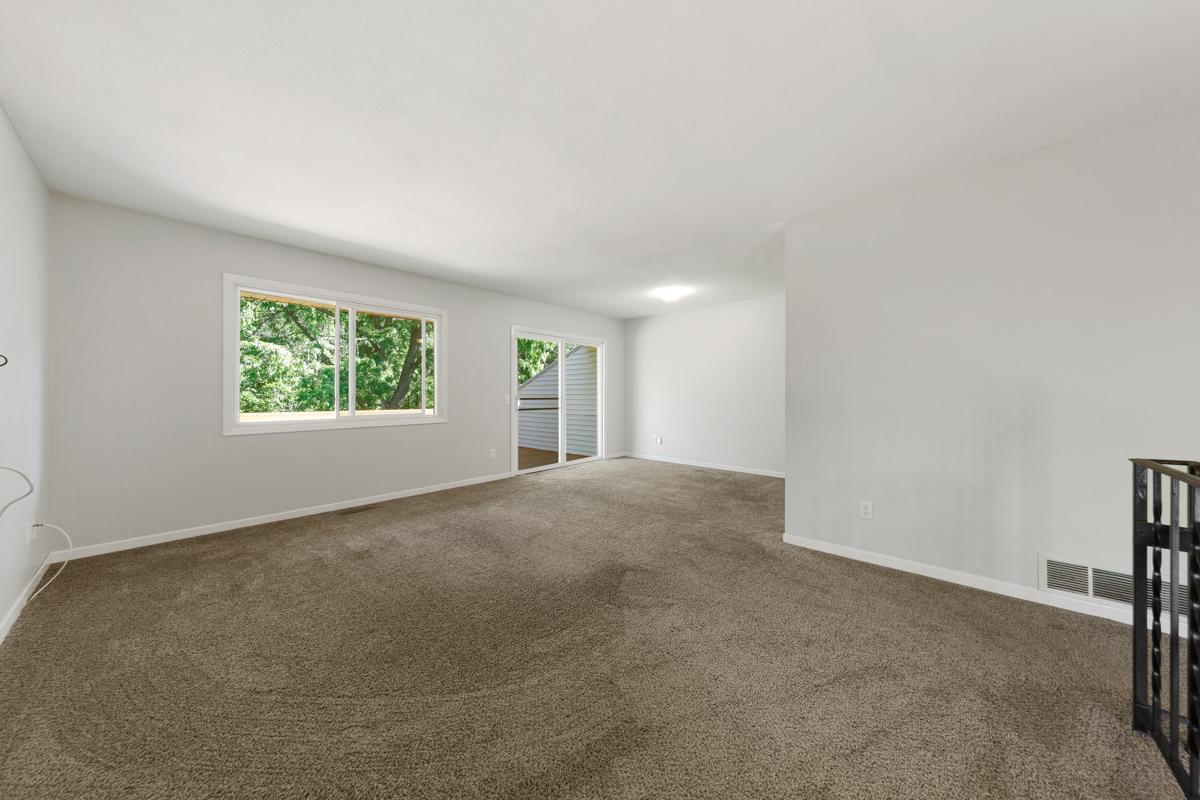 1415 Oak Leaf Lane