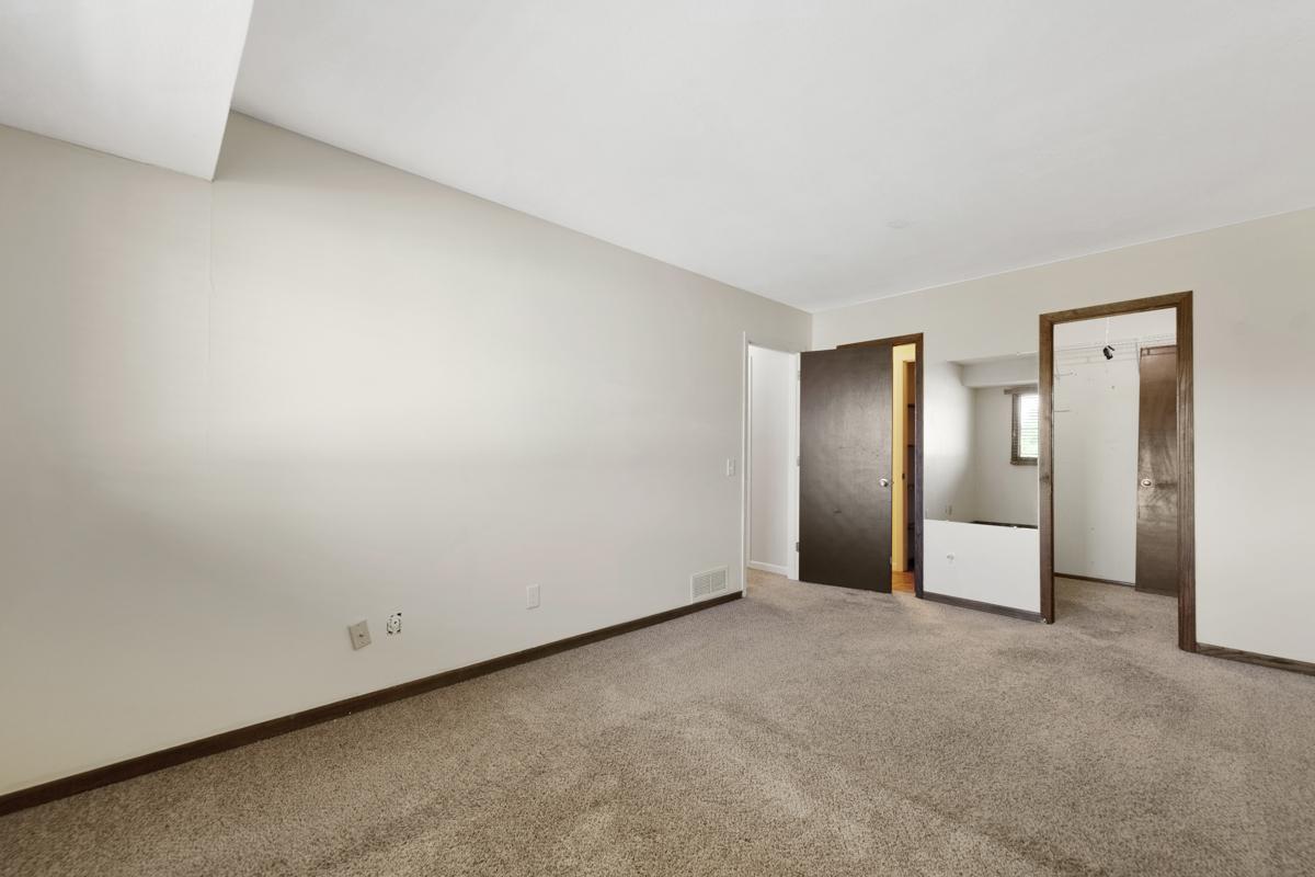 1415 Oak Leaf Lane