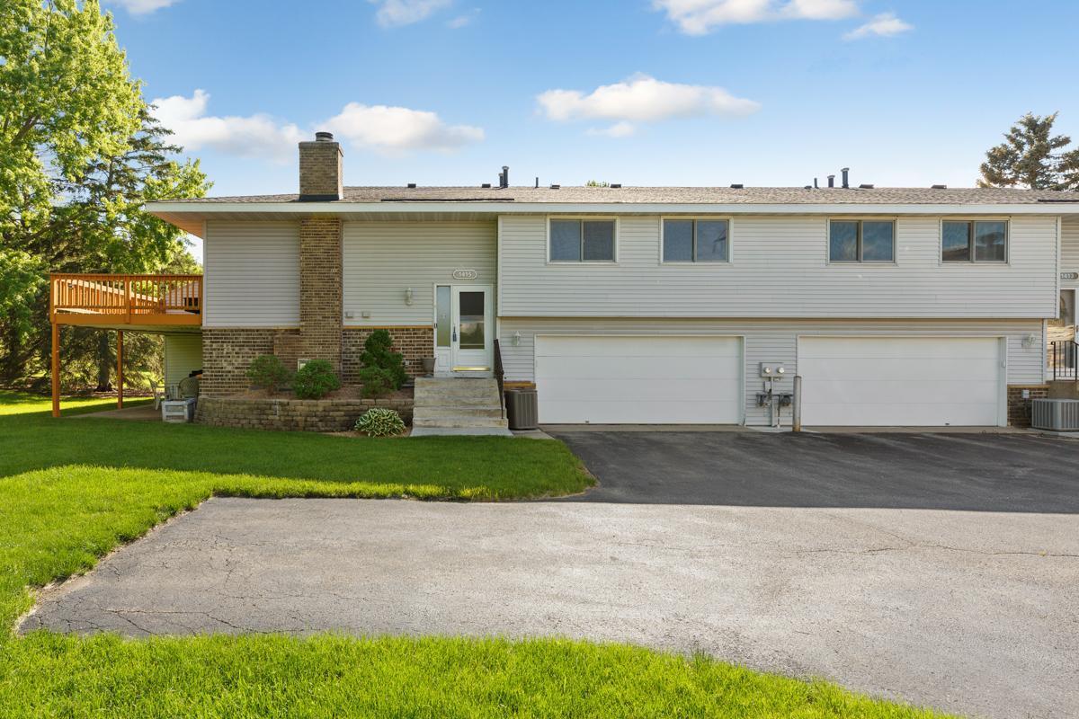 1415 Oak Leaf Lane