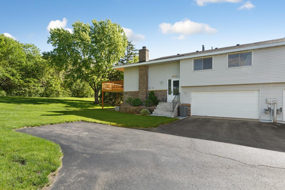 1415 Oak Leaf Lane