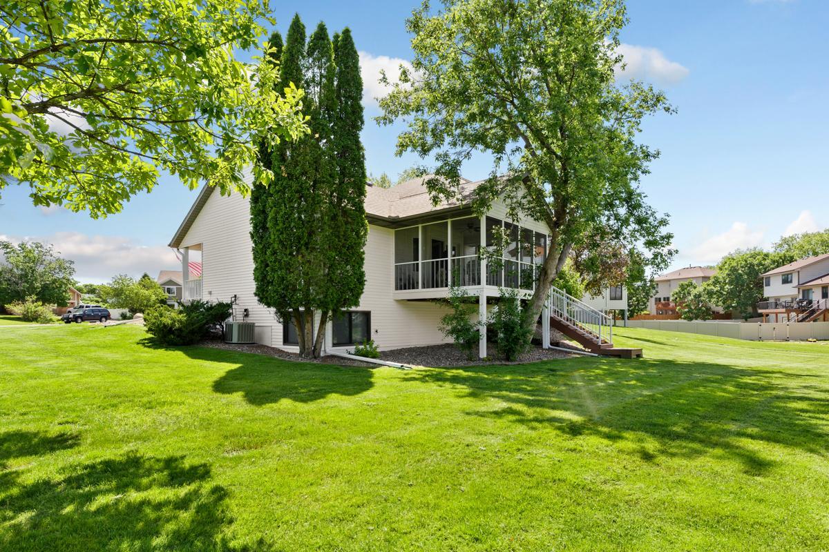 3785 Blackhawk Ridge Circle