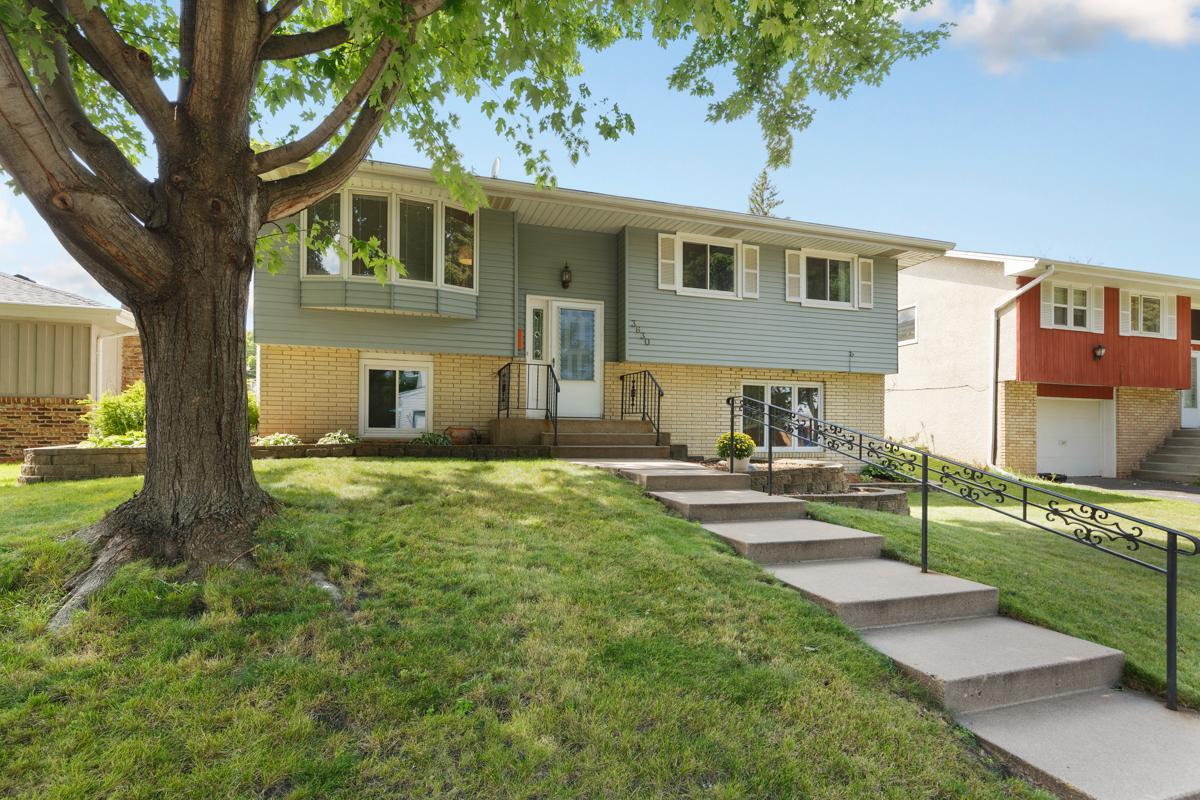 3630 Mckinley Street NE