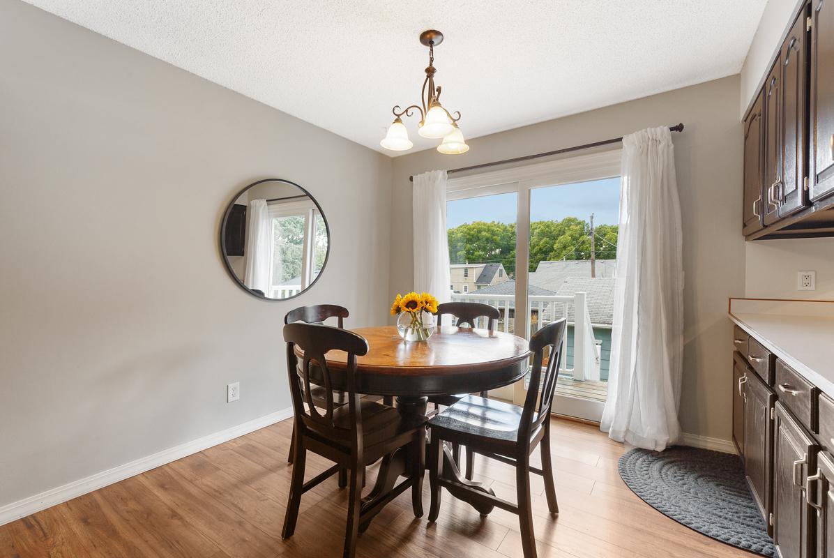 3630 Mckinley Street NE