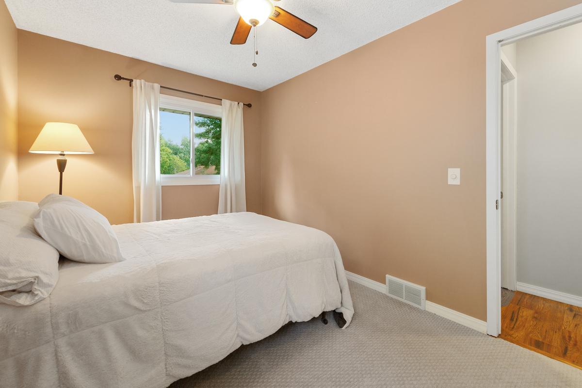 3630 Mckinley Street NE