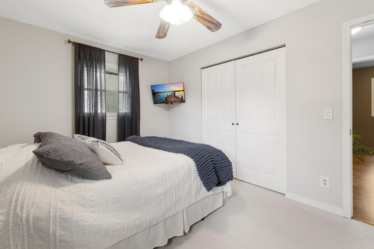 3630 Mckinley Street NE