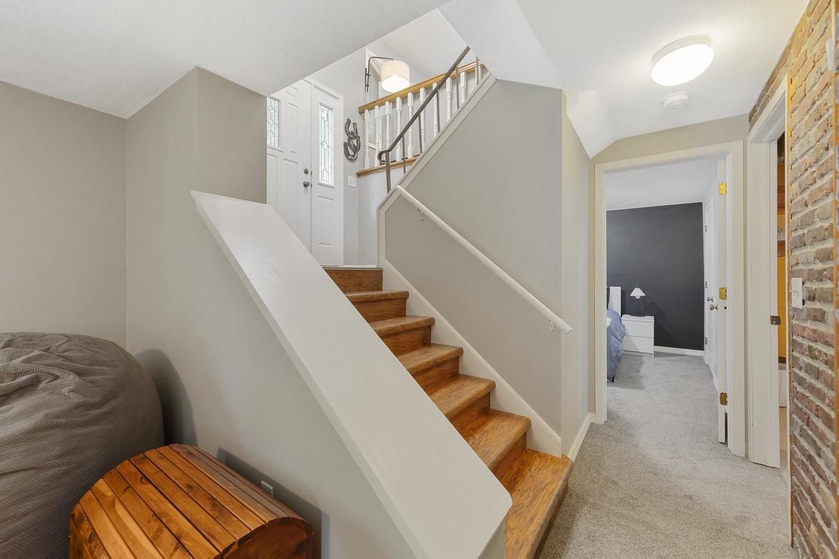 3630 Mckinley Street NE