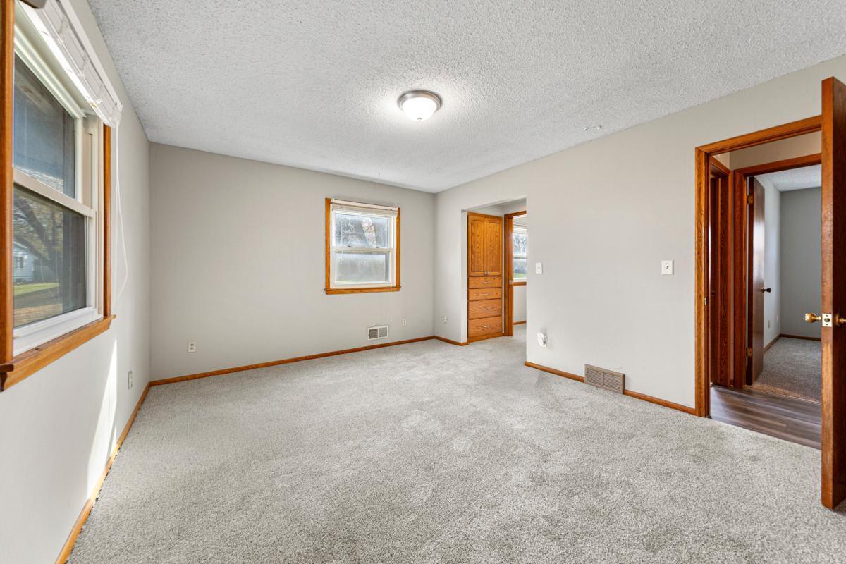 13400 Knob Hill Road