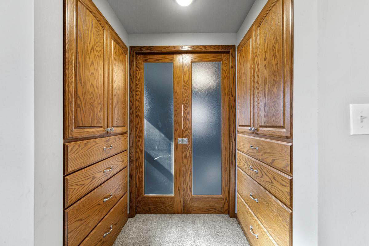 13400 Knob Hill Road