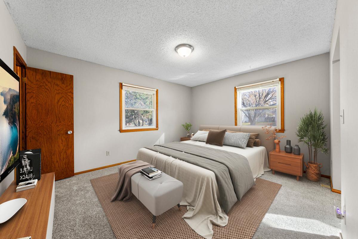 13400 Knob Hill Road