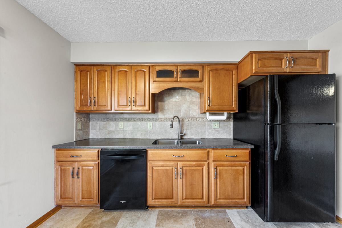 13400 Knob Hill Road