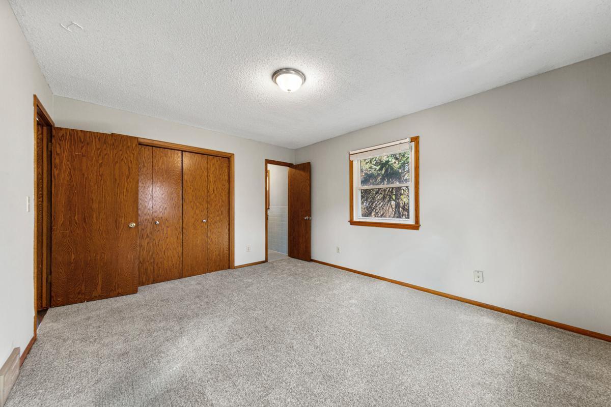 13400 Knob Hill Road