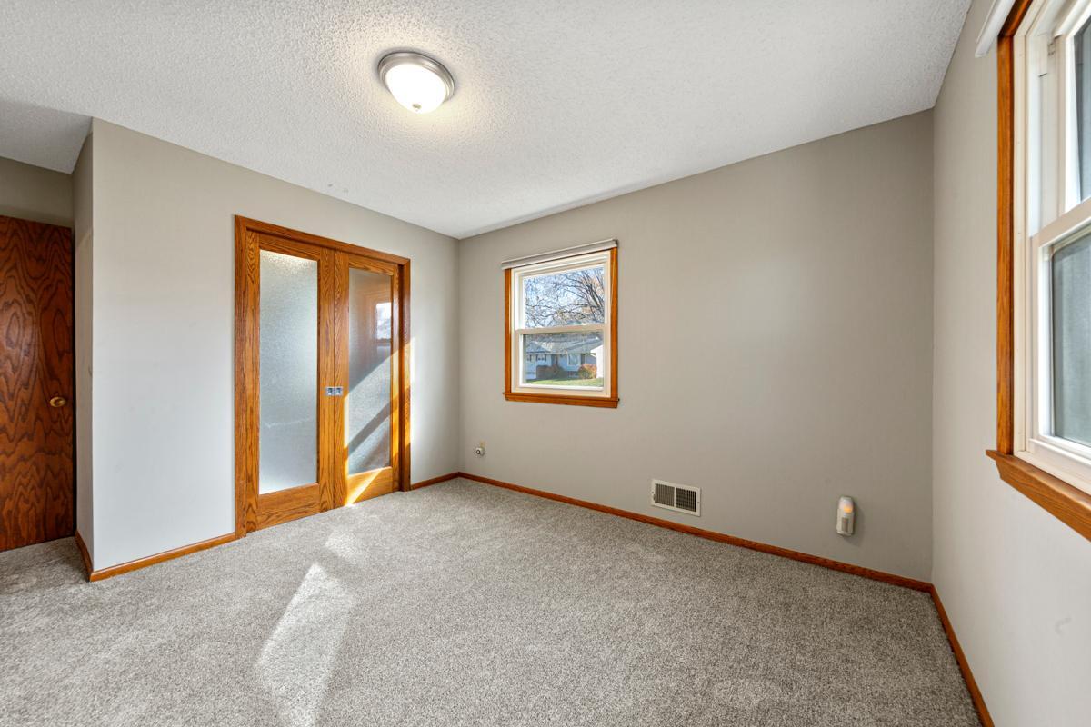 13400 Knob Hill Road