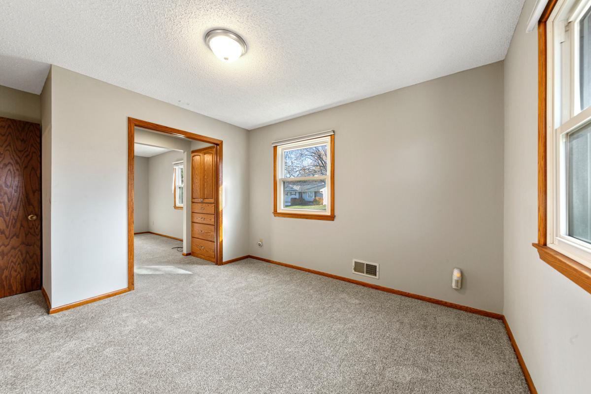 13400 Knob Hill Road