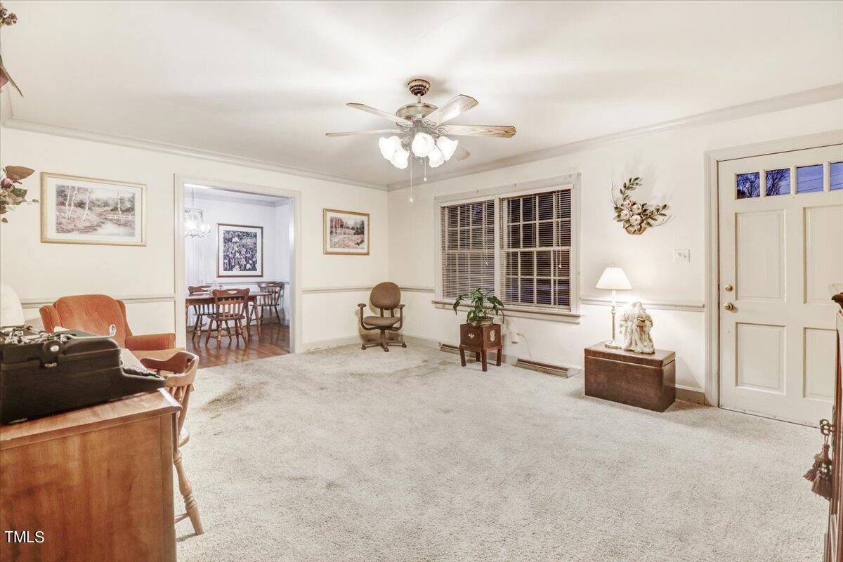 1800 Oakdale Drive W