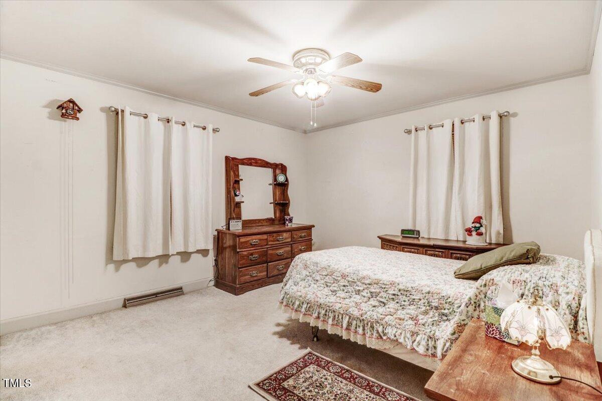 1800 Oakdale Drive W