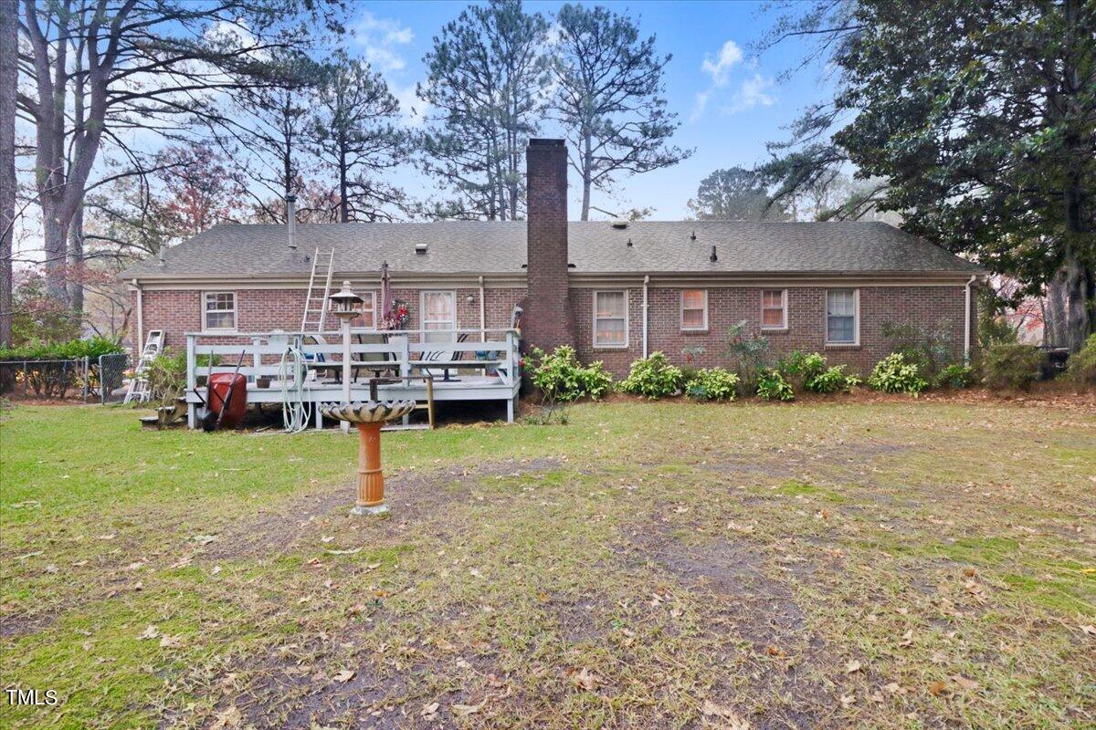 1800 Oakdale Drive W