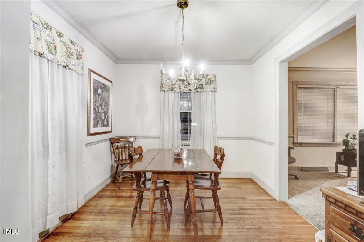 1800 Oakdale Drive W