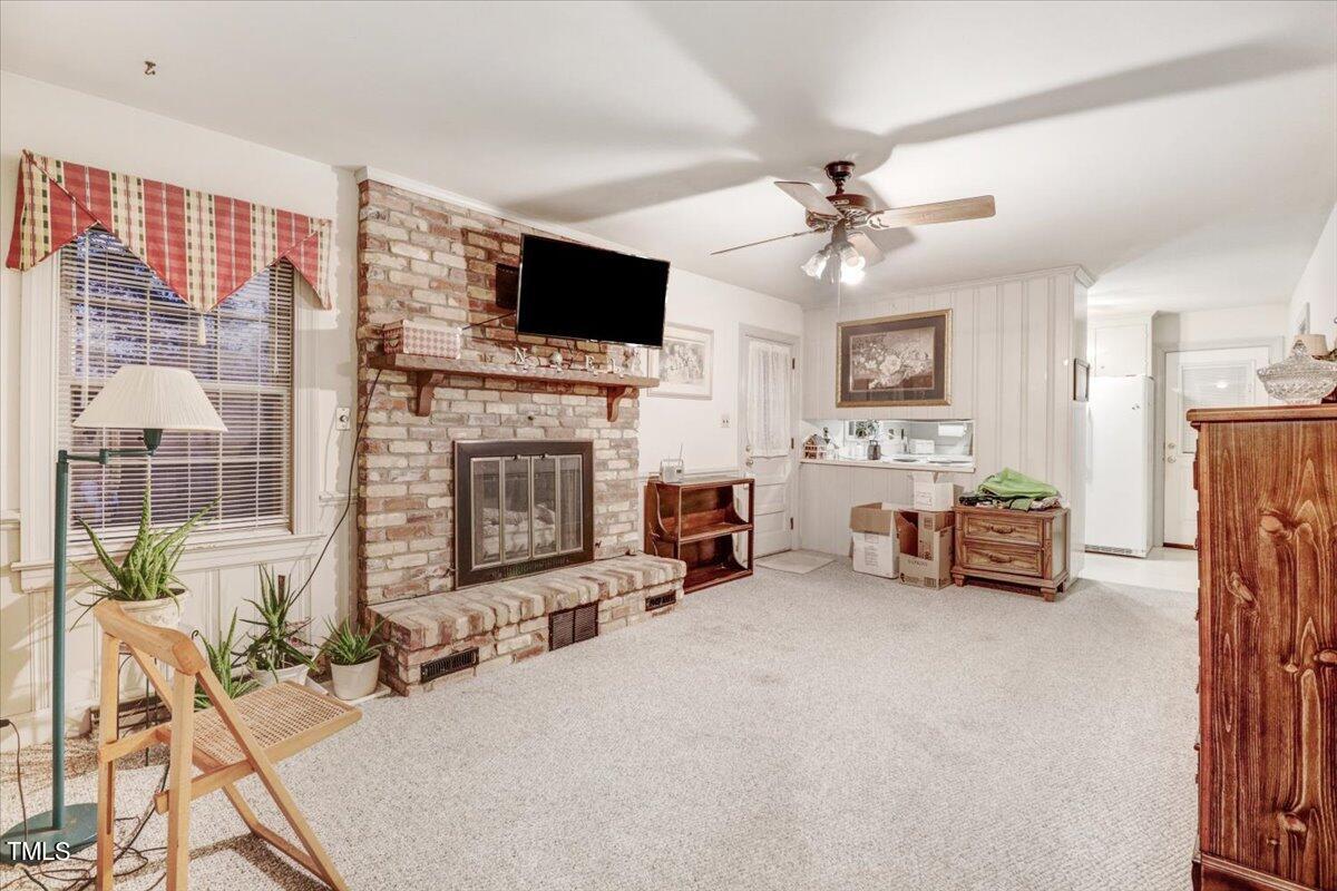 1800 Oakdale Drive W