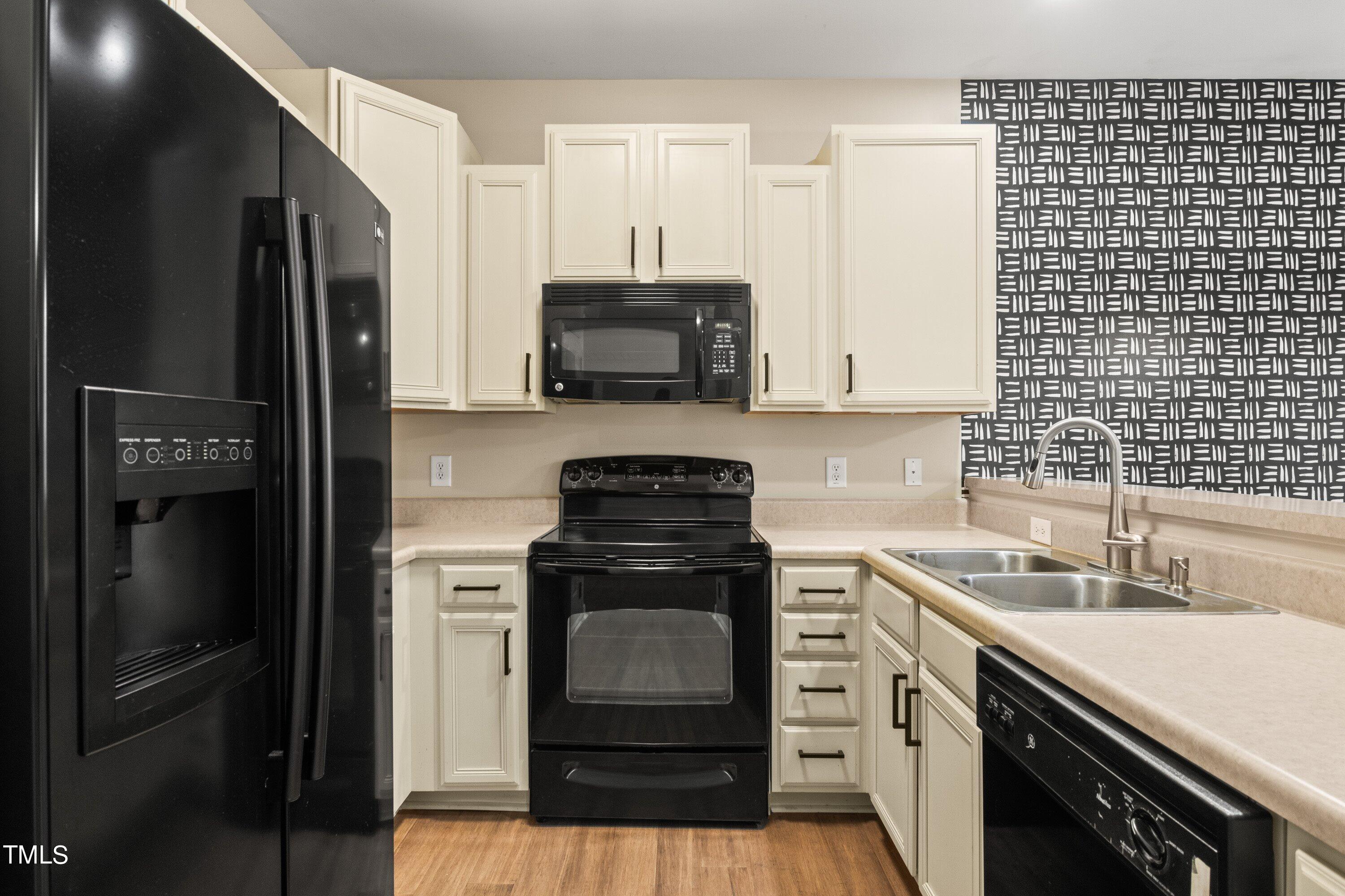 4816 Landover Arbor Place