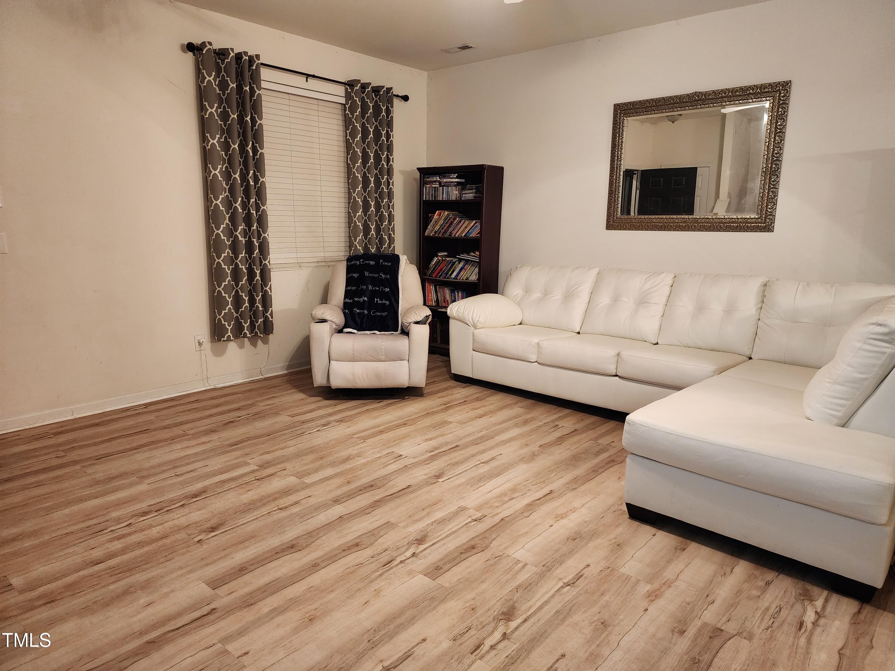 1503 Oxleymare Drive