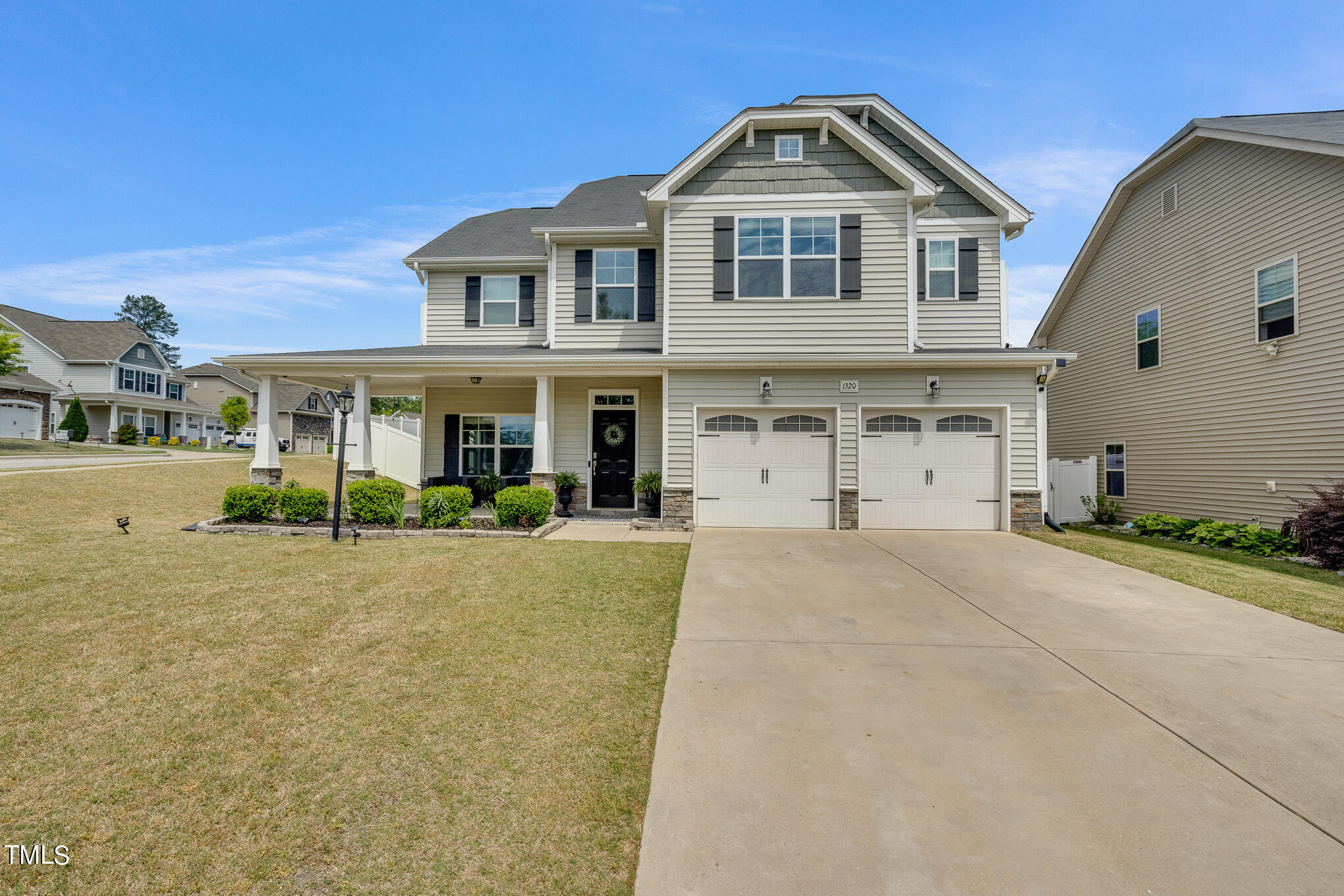 1320 Gaby Ln