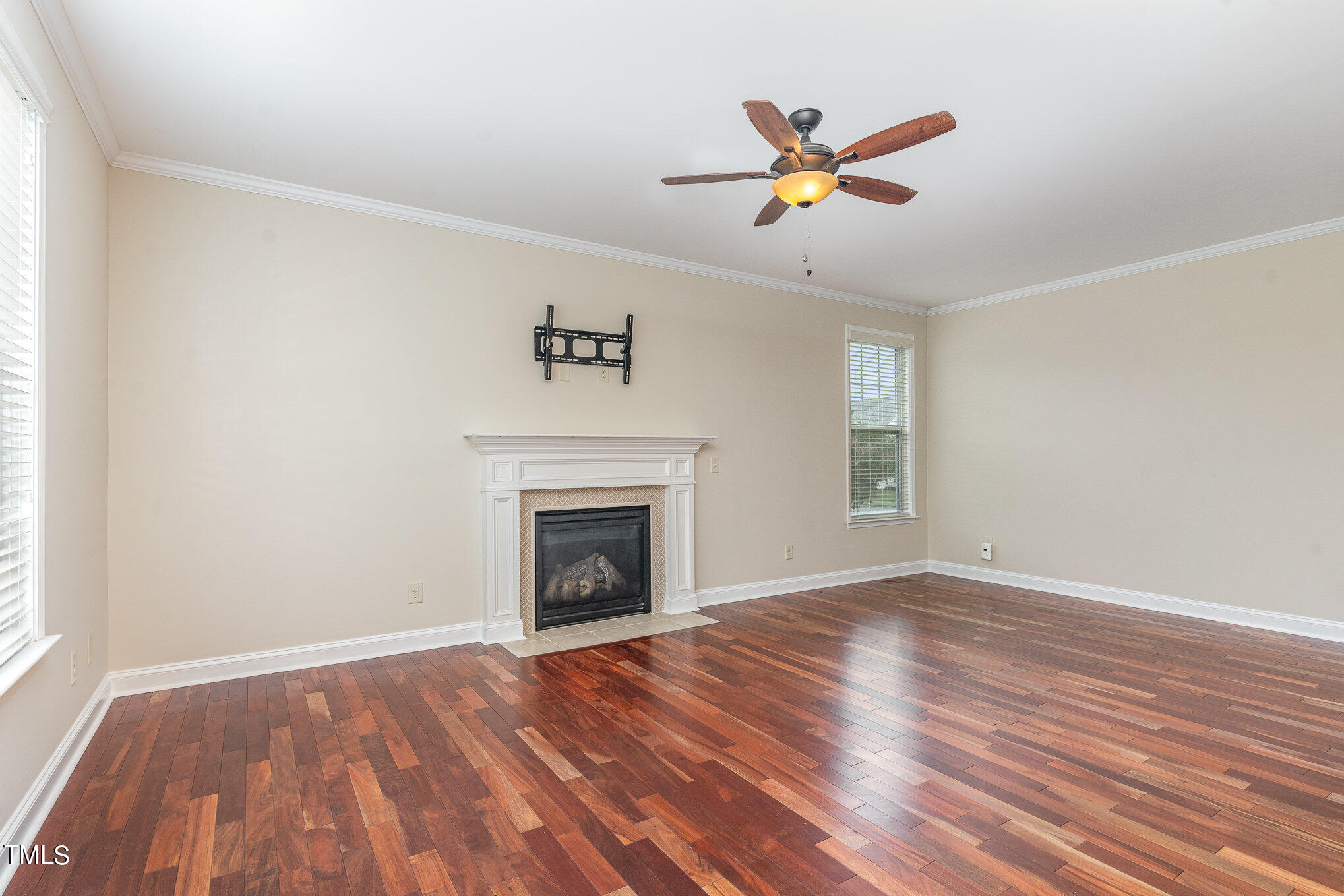 4225 Brintons Cottage Street