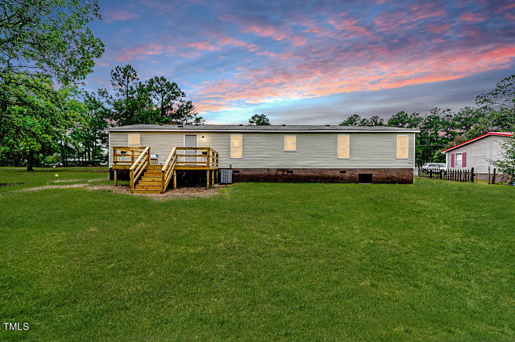 2245 Docs Road