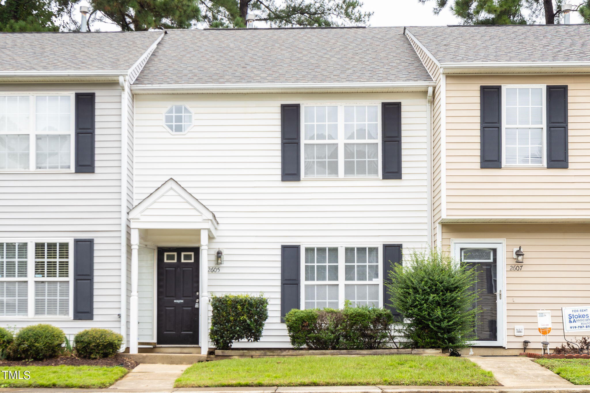 2605 Dwight Place Place