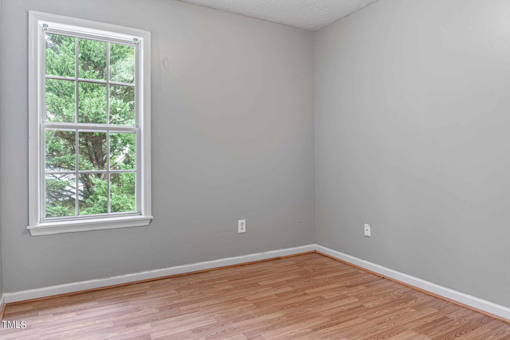 2605 Dwight Place Place