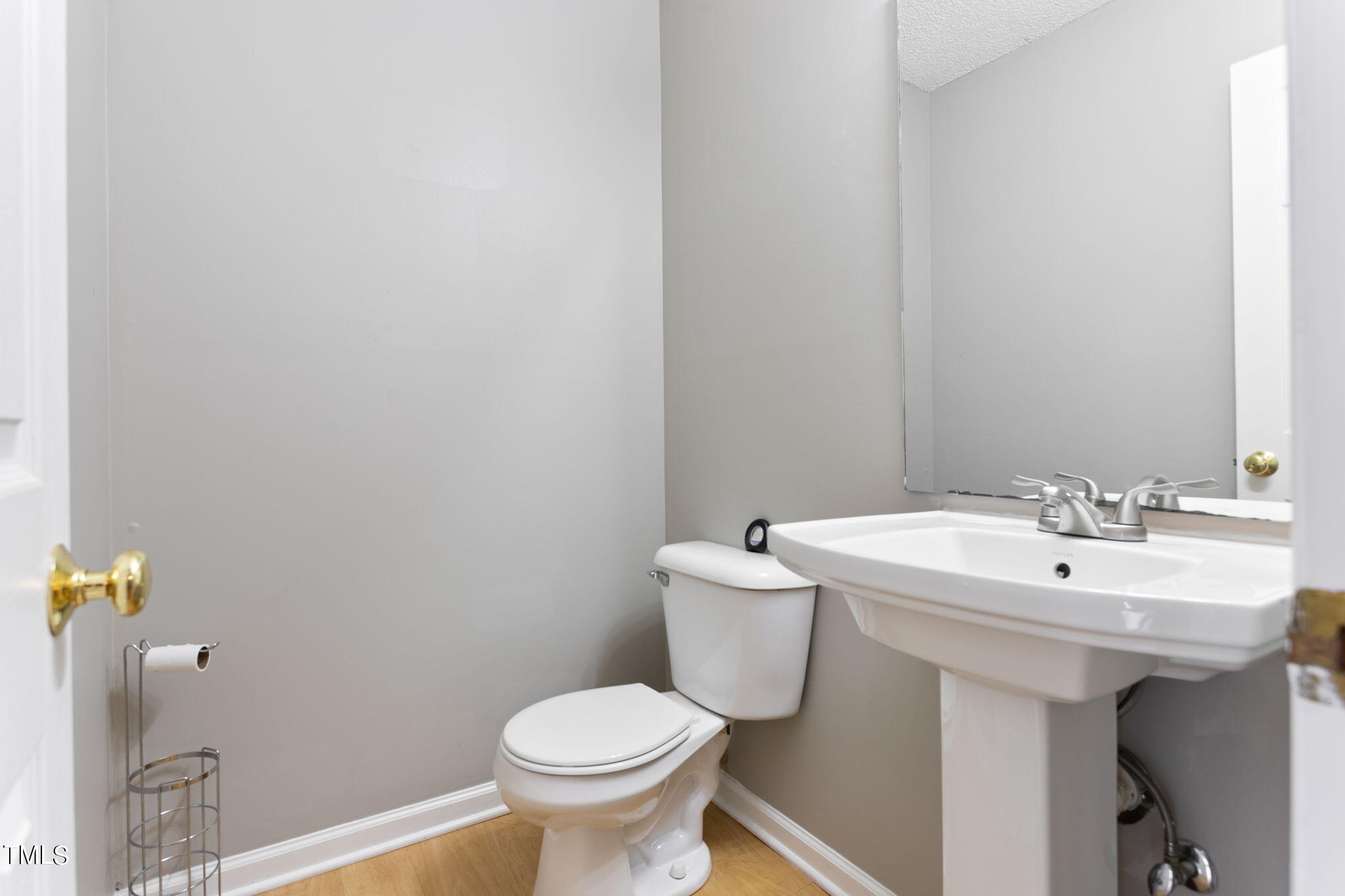 2605 Dwight Place Place