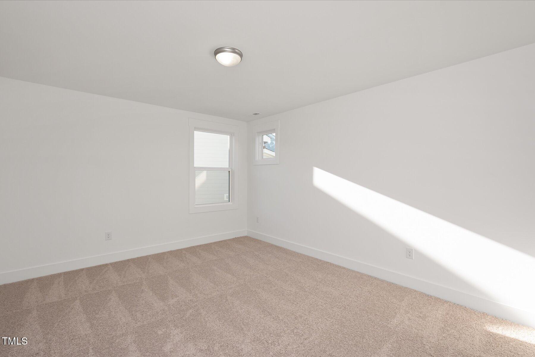3939 Willow Gate Way
