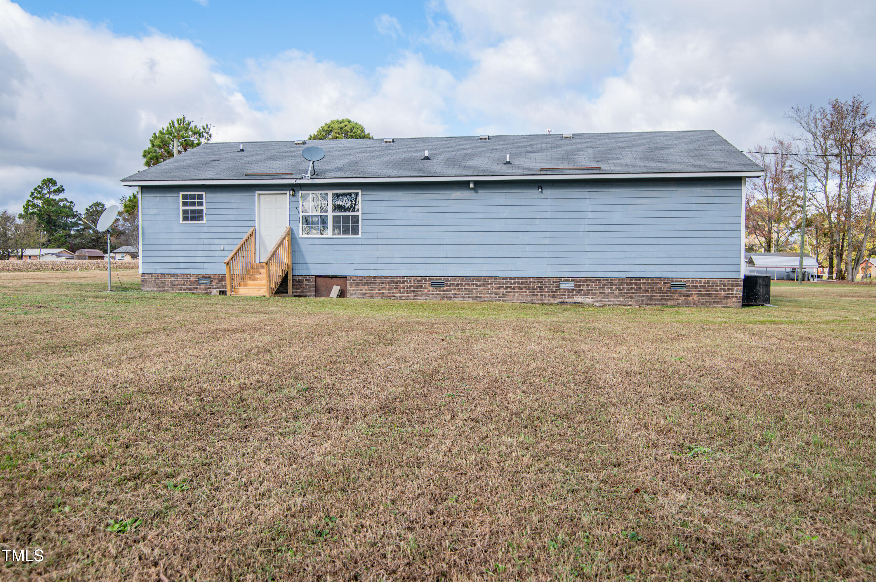5046 Mrs Mag Road
