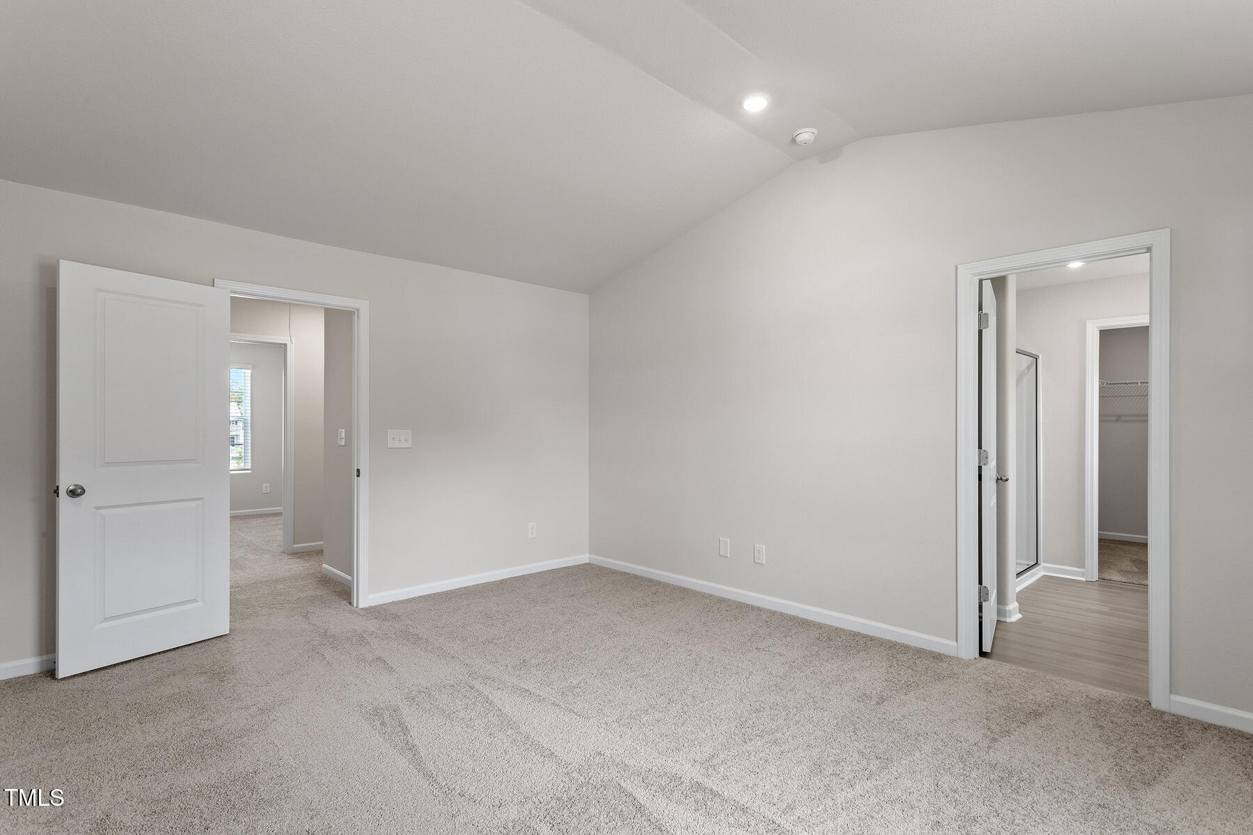 704 Rhino Bend