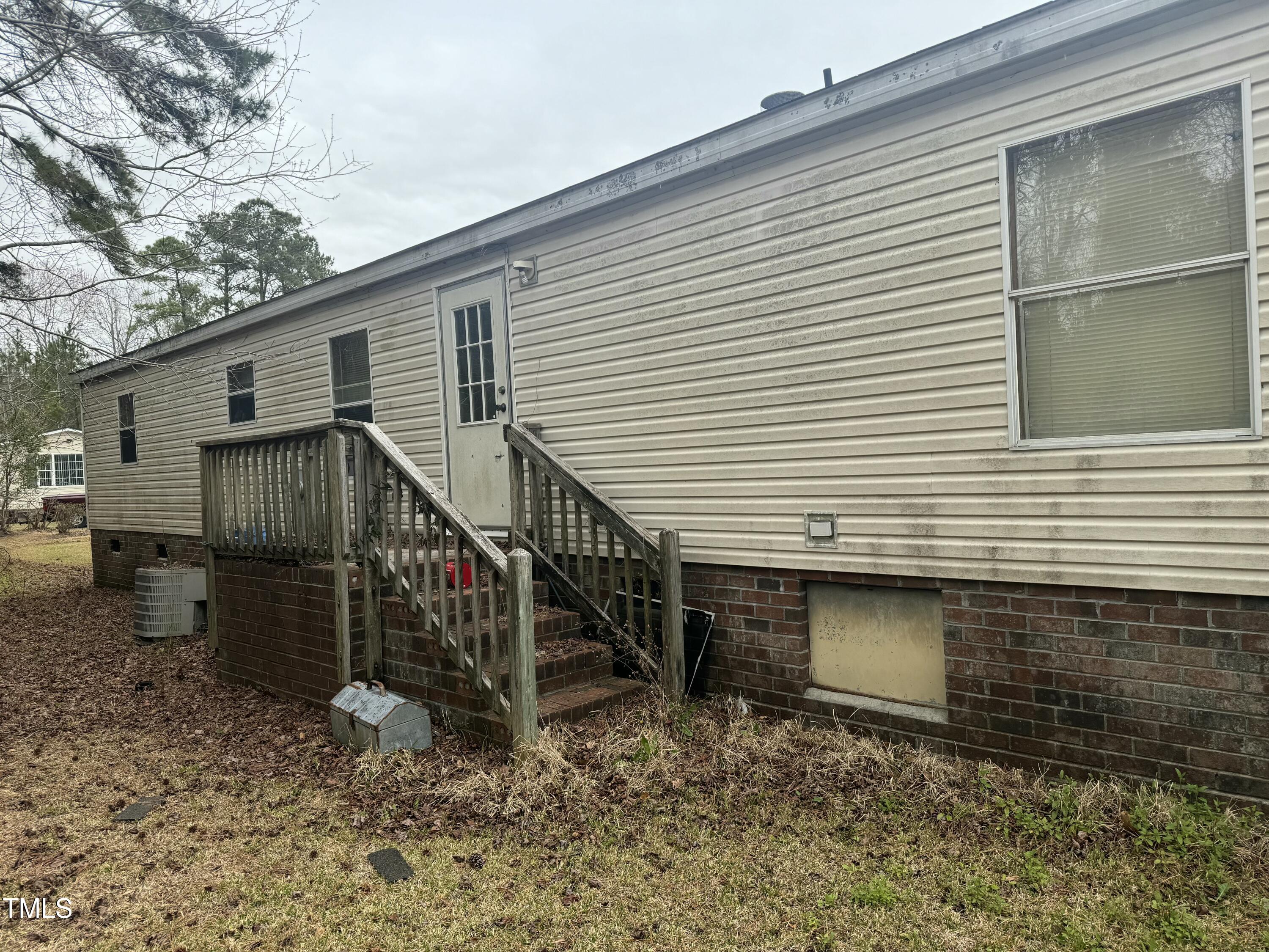 19056 State Hwy 210