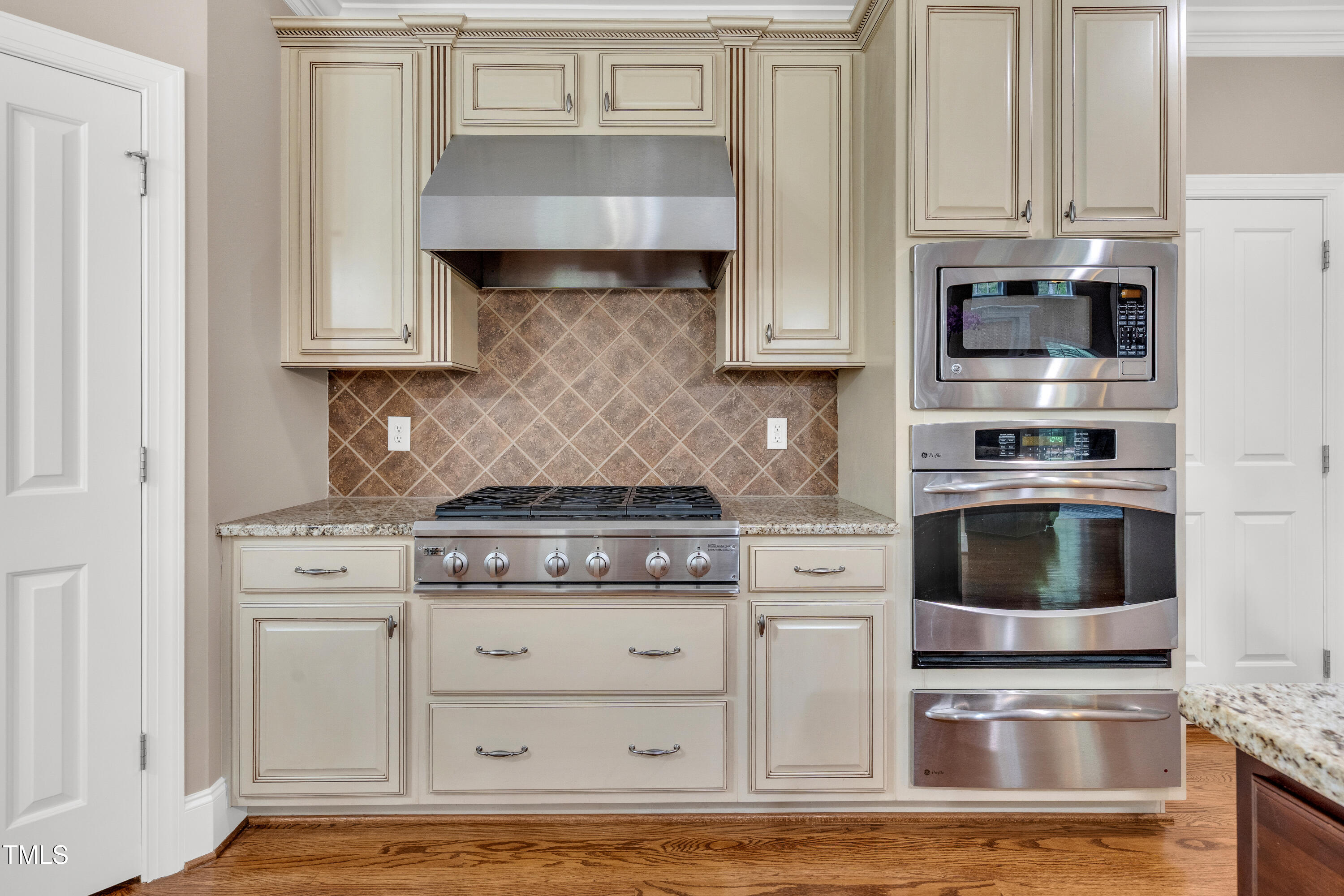 3004 Krogen Court