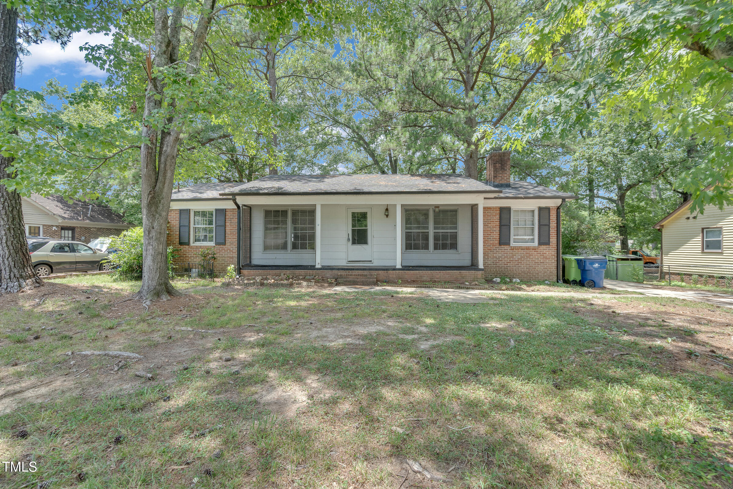 1220 Blarney Court