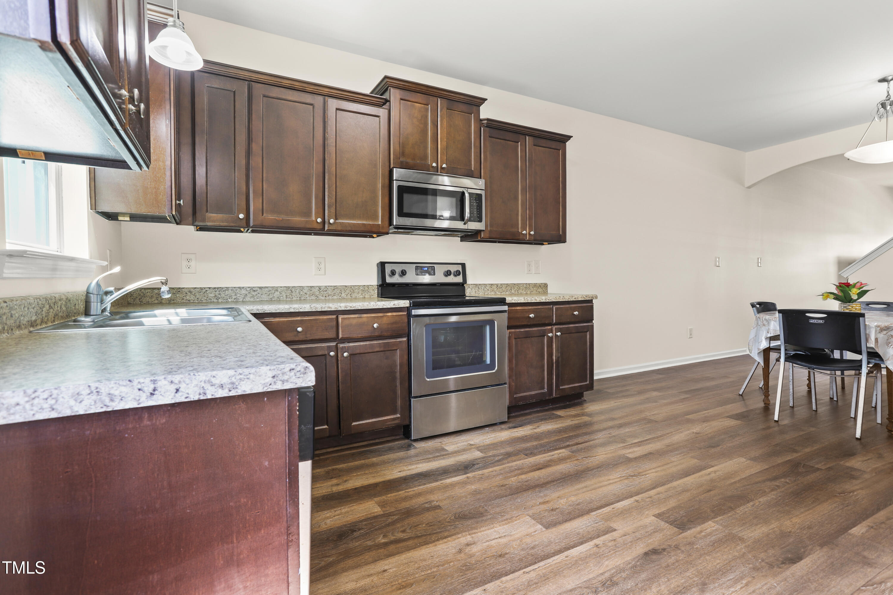 6420 Hatchies Drive