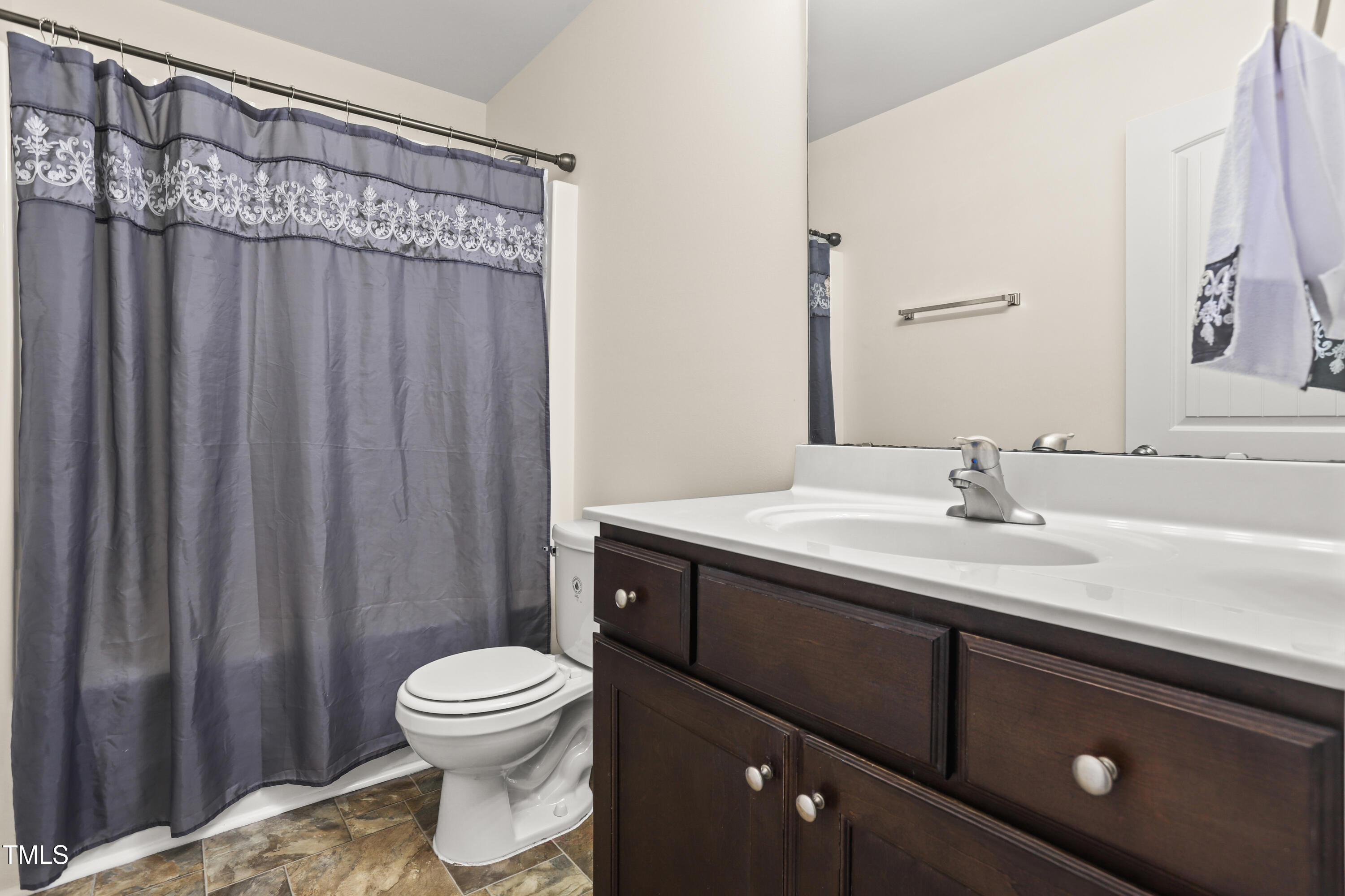 6420 Hatchies Drive