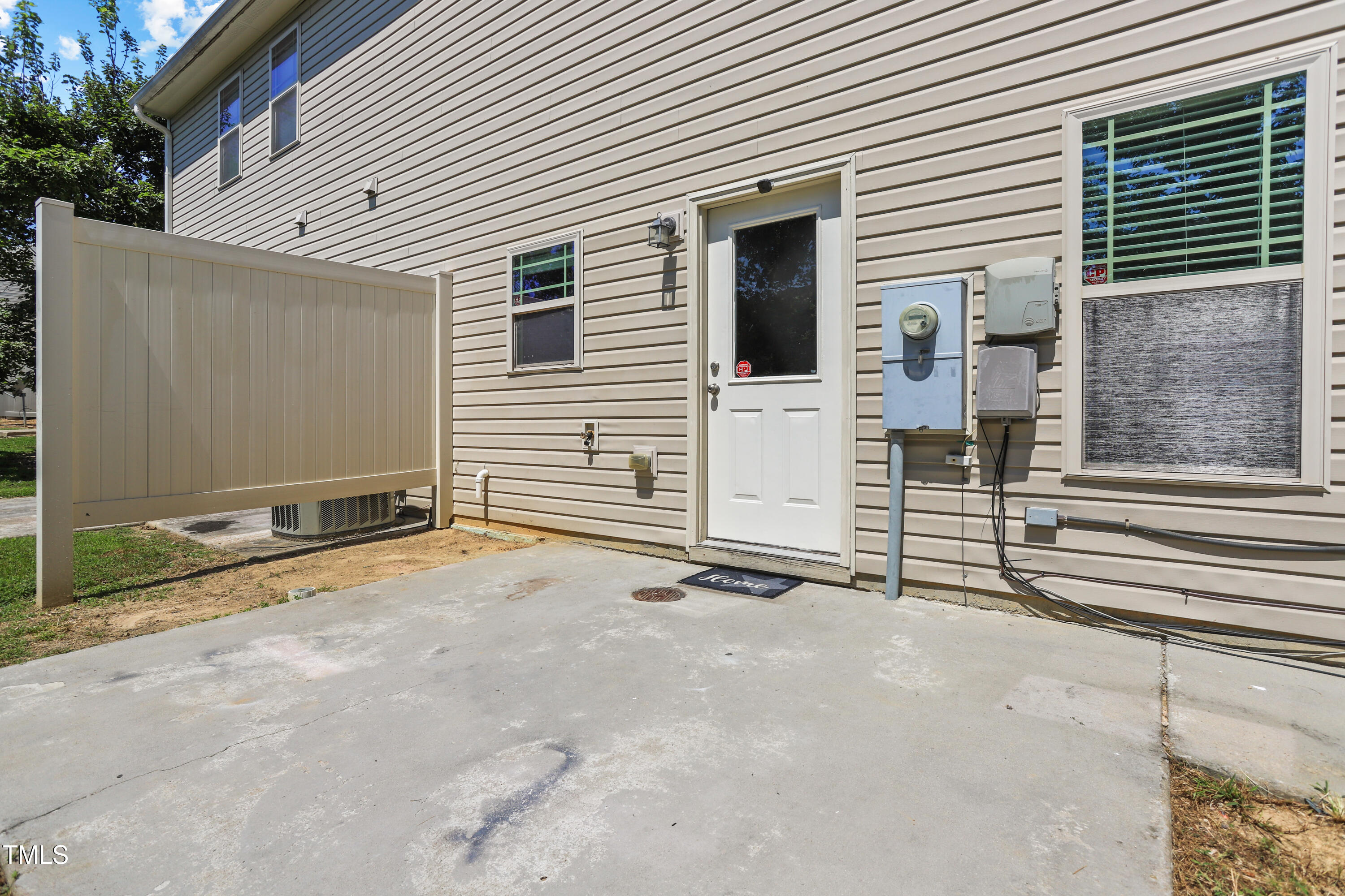 6420 Hatchies Drive