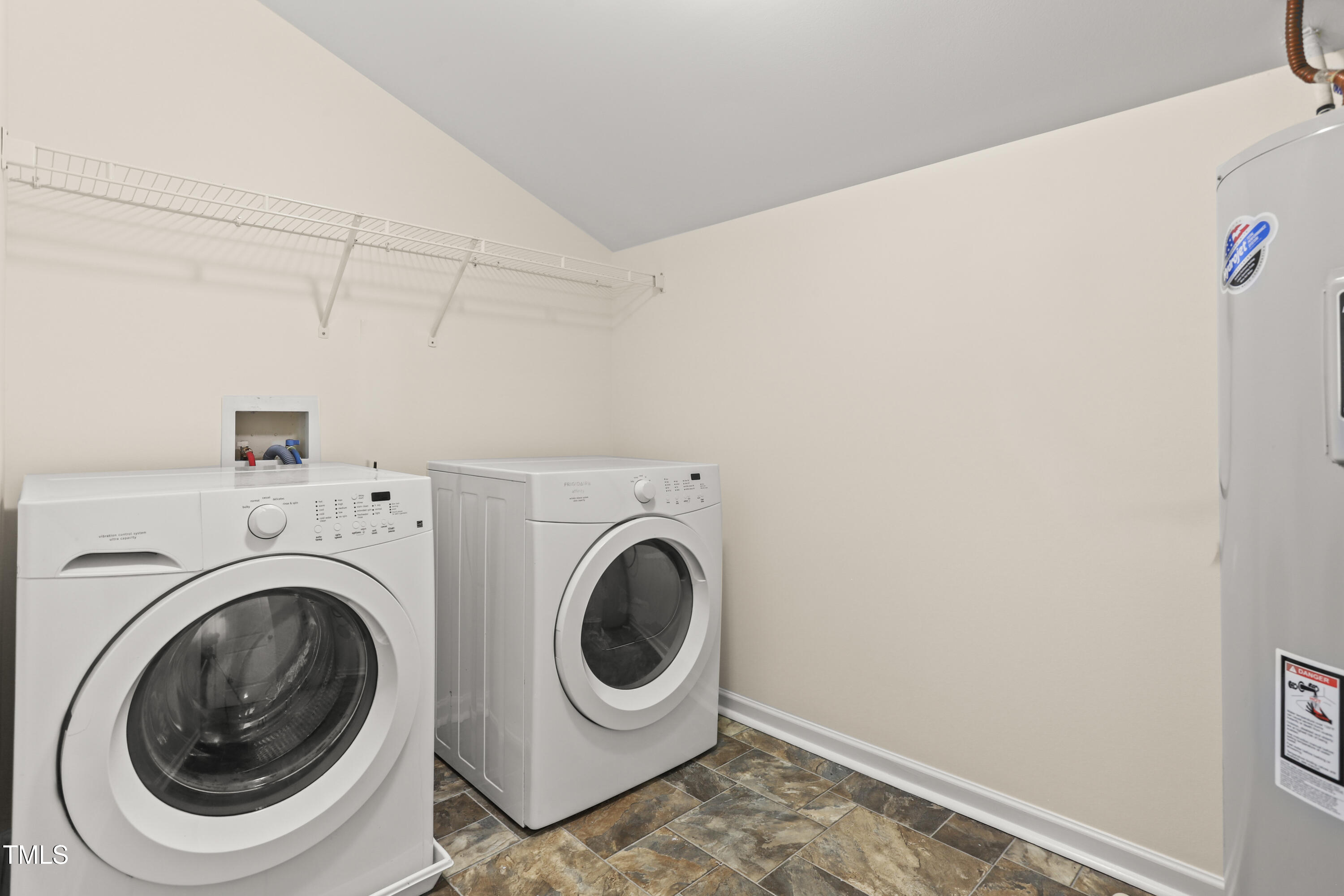 6420 Hatchies Drive