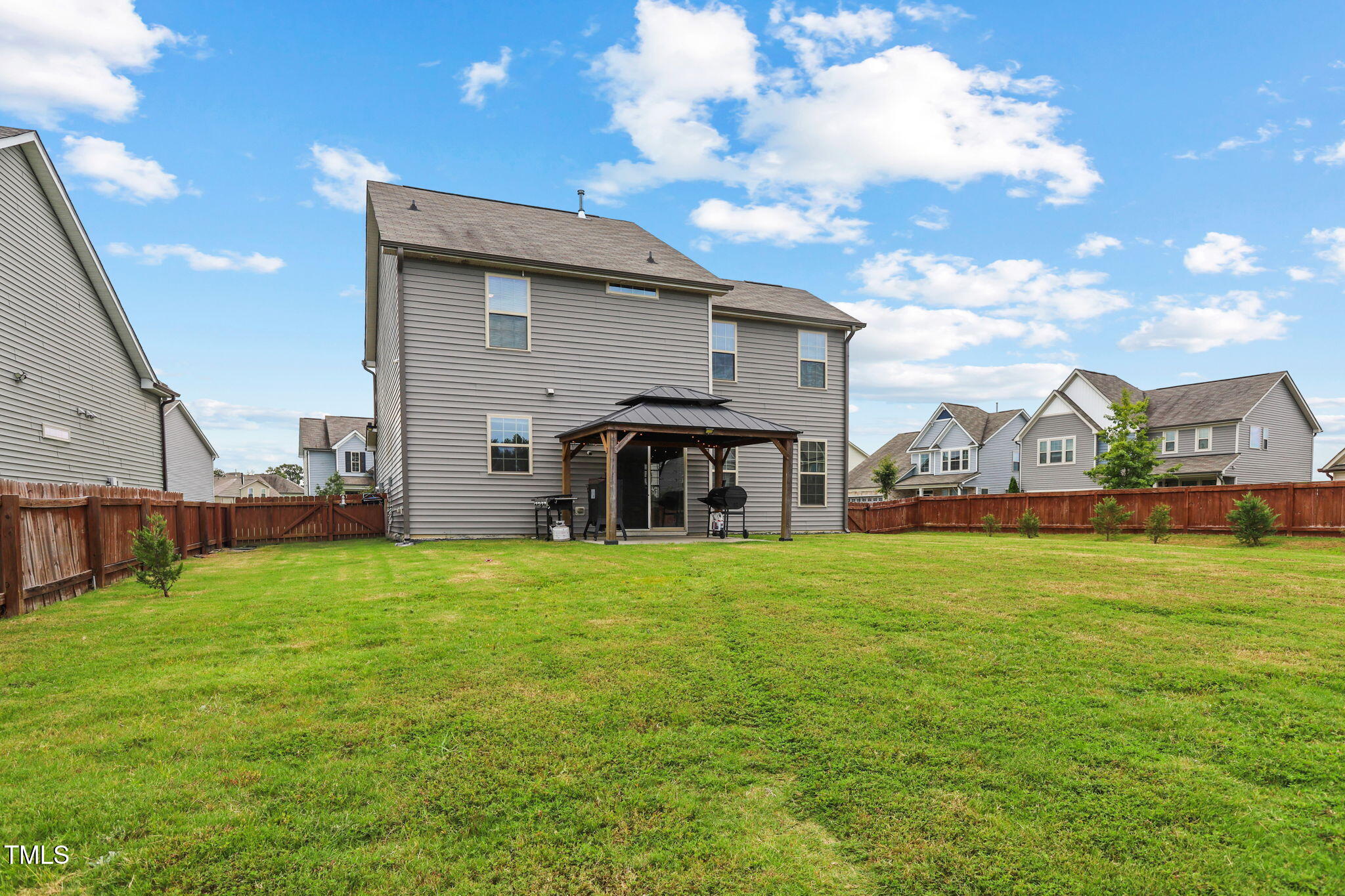 532 Willow Breeze Court