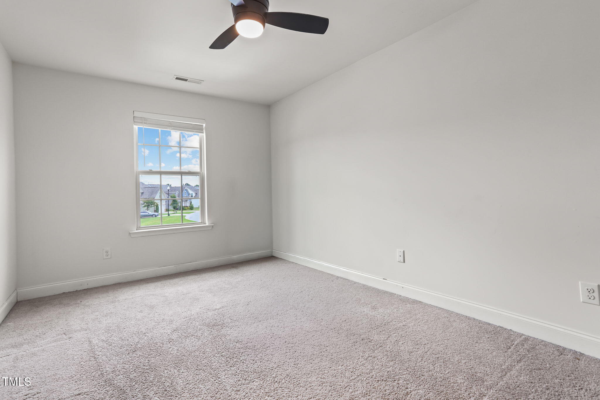 532 Willow Breeze Court