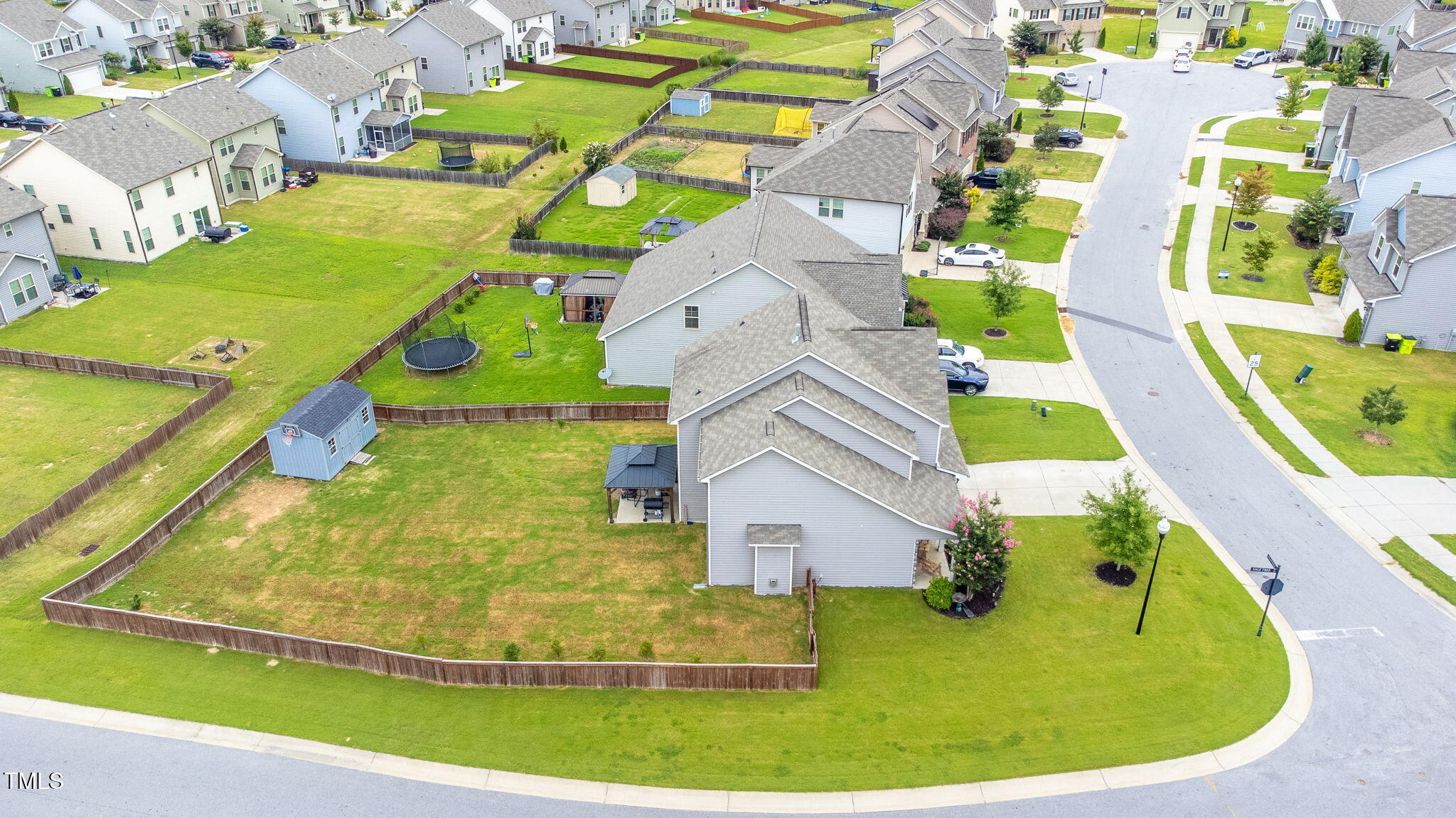 532 Willow Breeze Court