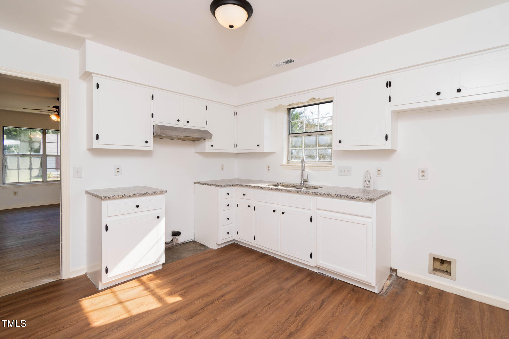 2253 Pine Knoll Terrace