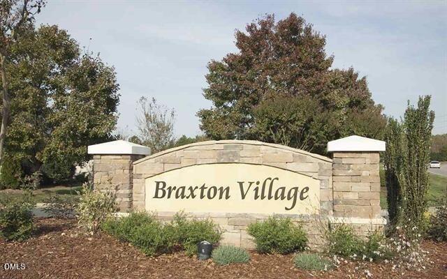 505 Pyracantha Dr Drive