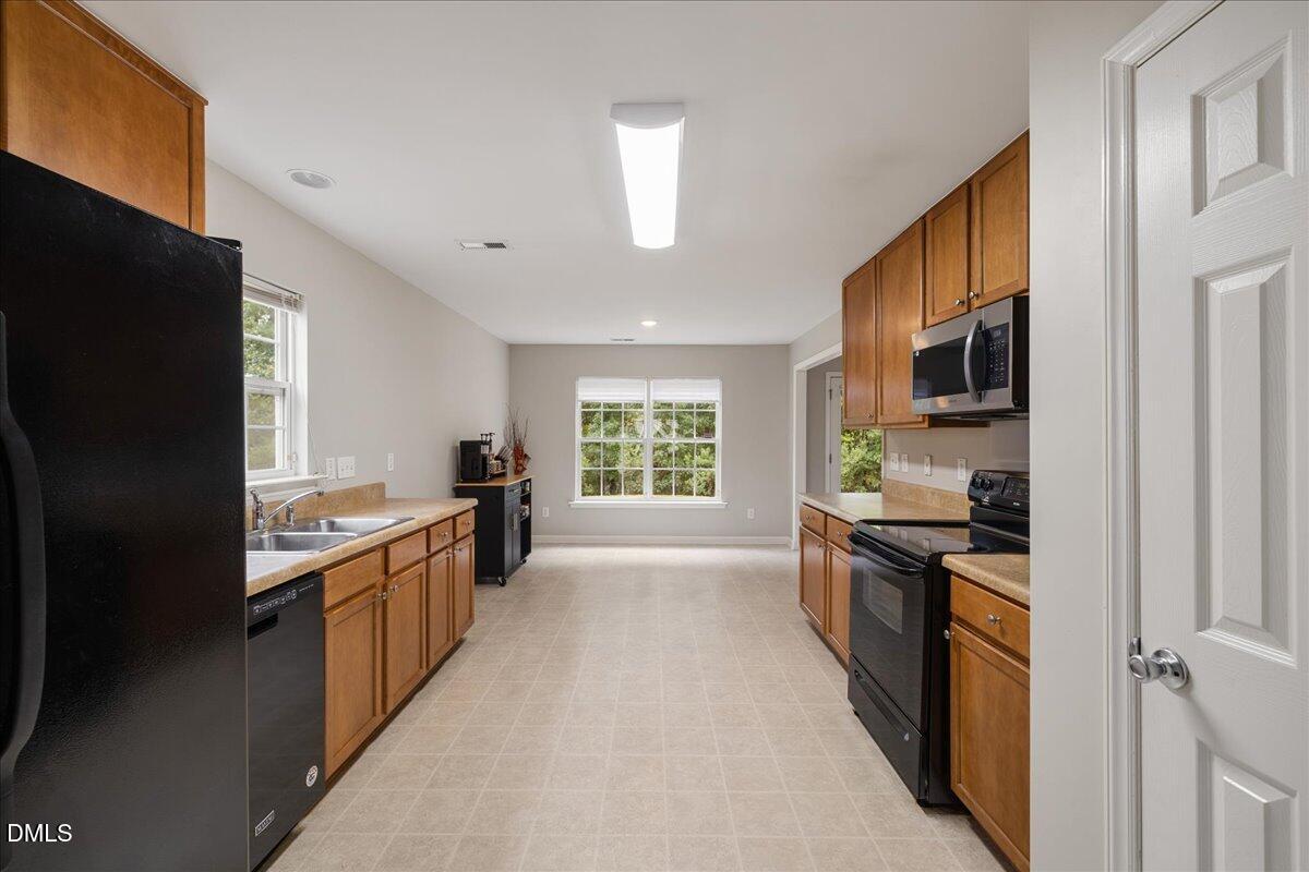 505 Pyracantha Dr Drive