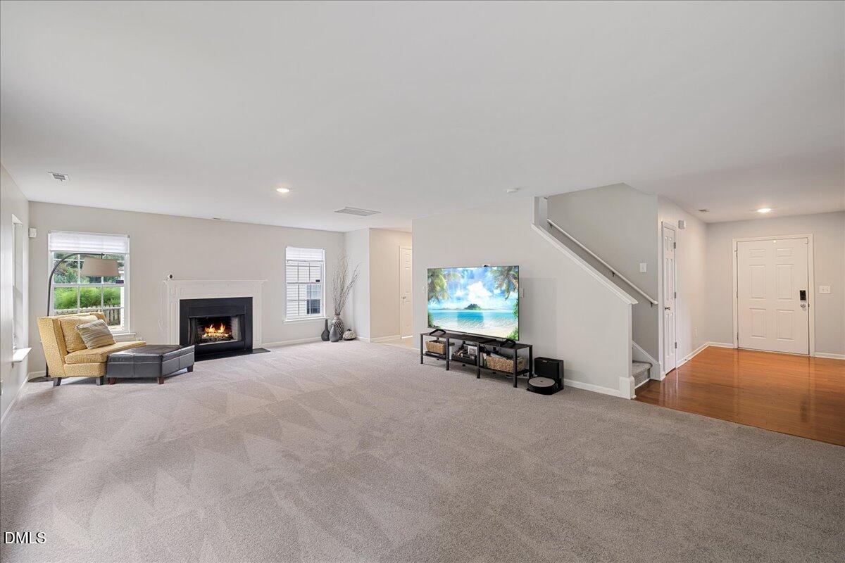 505 Pyracantha Dr Drive