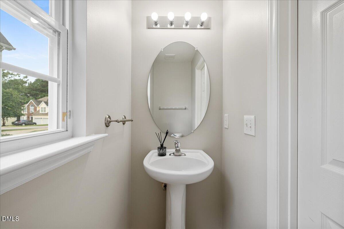 505 Pyracantha Dr Drive