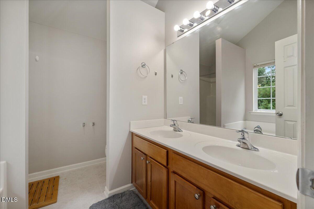 505 Pyracantha Dr Drive