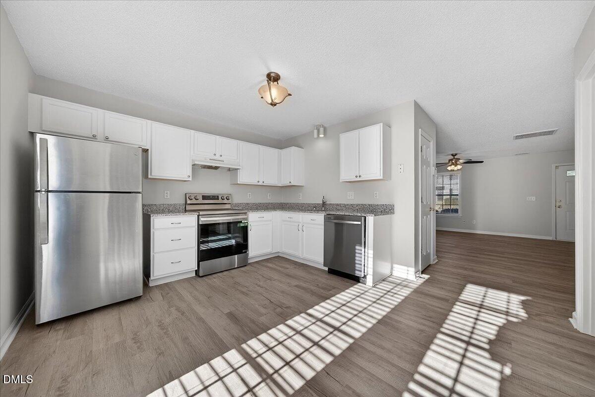 2604 Dwight Place